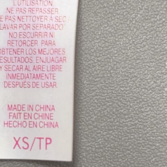 Victoria’s Secret Flounce Halter Coral Bikini Top XS Swim Removable Pads - Picture 7 of 8